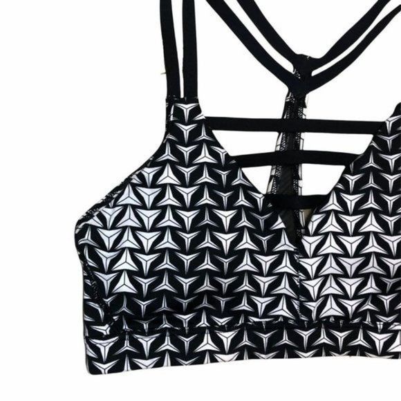 Victoria Secret Sport | Black & White Geometric Print Strappy Sports Bra | XS - Picture 2 of 8